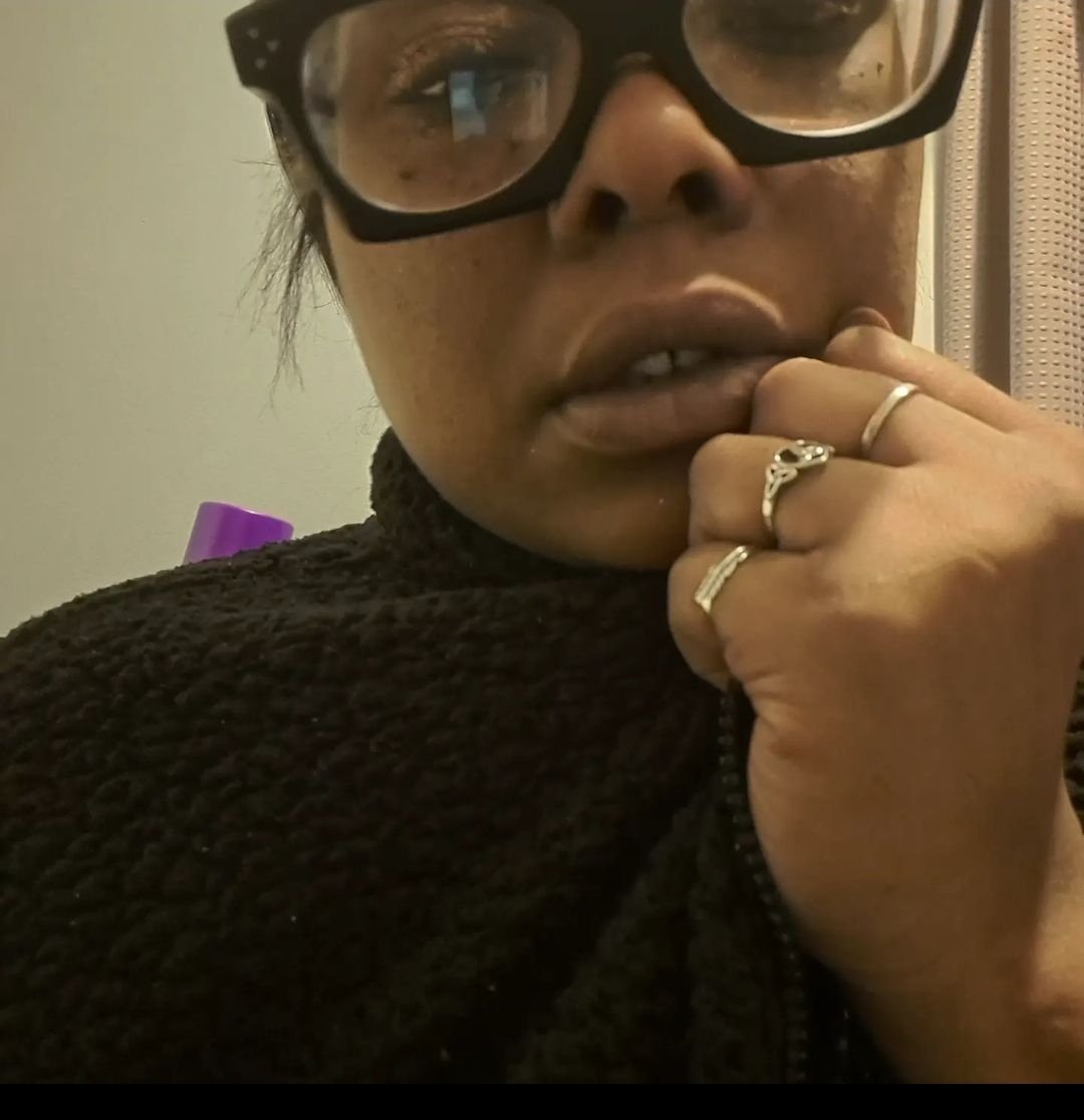 teka626's tweet photo. How to spend my night..idk feeling extra cozy tonight but could go out and Play
Who got me tonight..hmu
#findom #findombrat #bdsmqueen #findomgoddess #findomaus #findomnewbie #findomvirgin https://t.co/tNRJ6iW74K