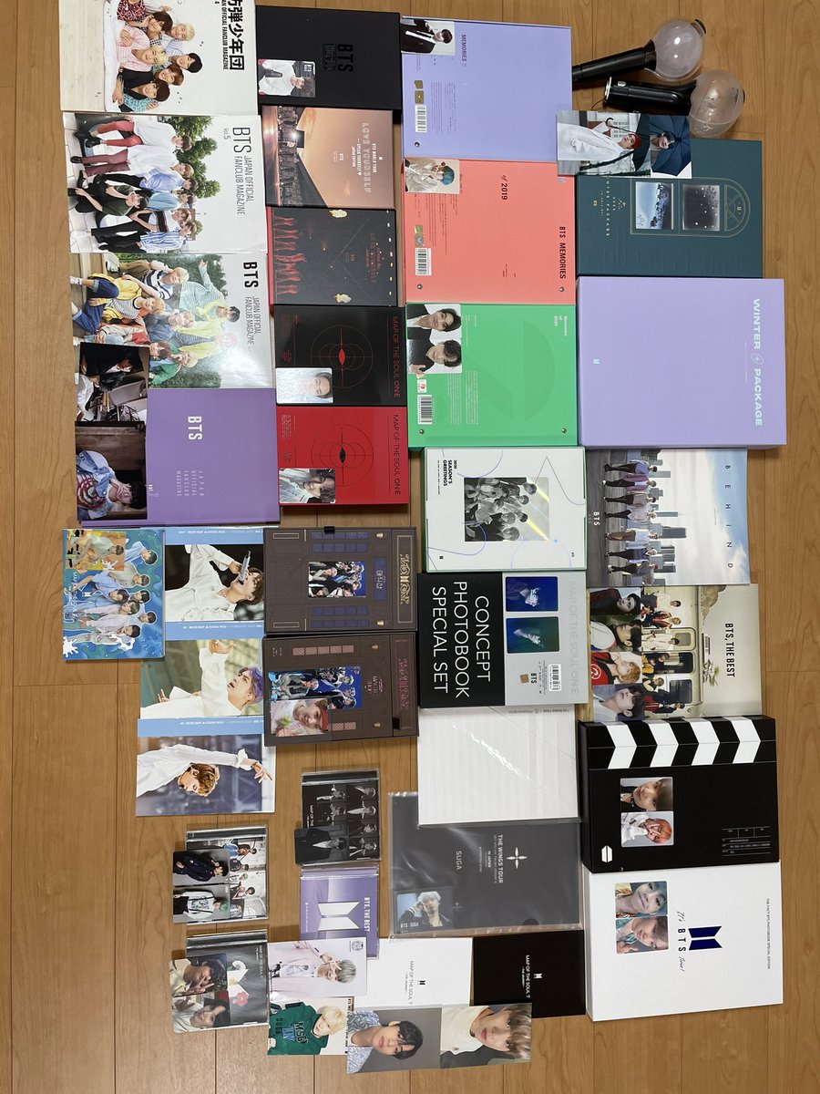 Toy__st00's tweet image. 1枚目必読🙇🏻‍♀️
購入者様には最後の写真のポスターを無料でお譲りします❣️
買取ツイート続きます↓↓↓
 #グッズ買取  #btsグッズ  #btsグッズ買取  #ARMYさんと繋がりたい