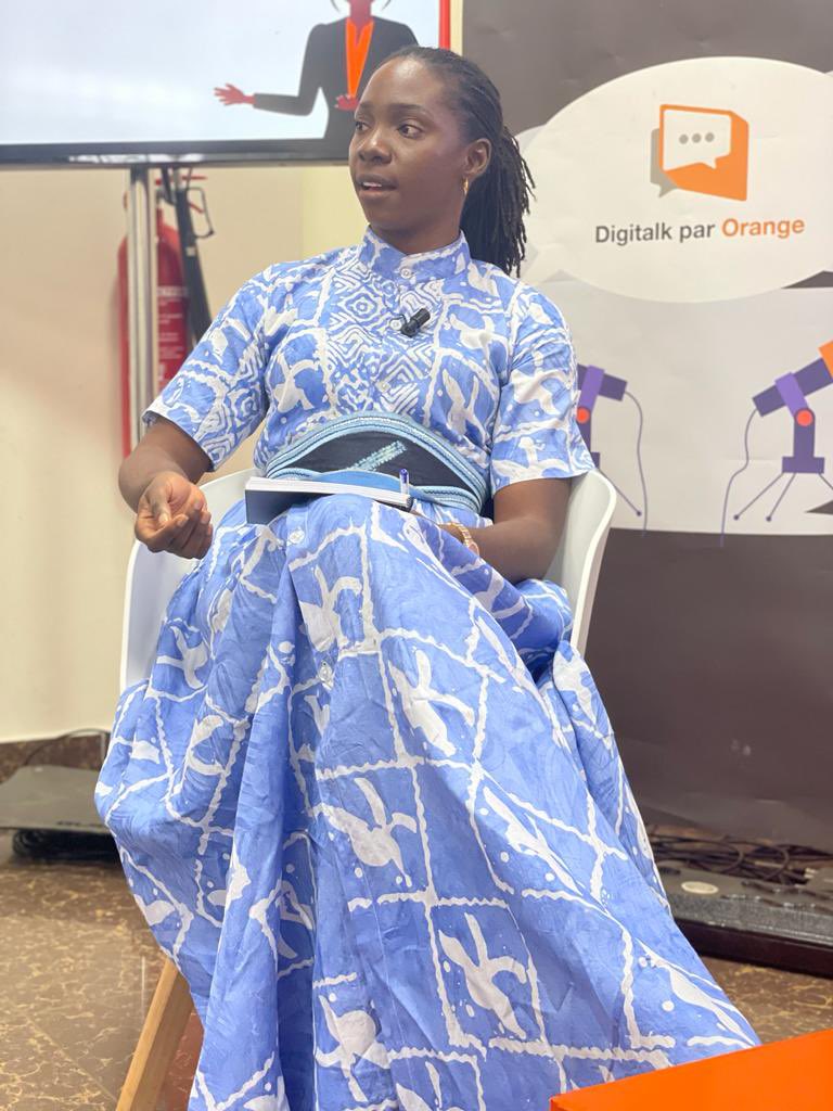 orangeguinee_gn's tweet photo. Mme. Mabinty Dramé, fondatrice de la marque de vêtements Kemansa : « il faut être passionné par ce qu’on fait pour se lancer dans l’entreprenariat ».
#OperateurDigitalEngagé
#OrangeVousAccompage
#DigitalkOGN https://t.co/dmD1vNMv52