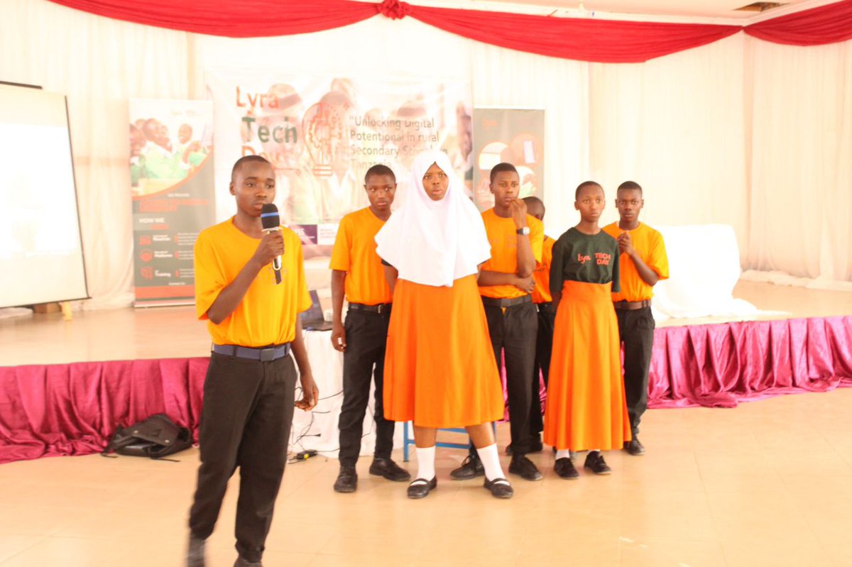 Lyra_Tanzania's tweet photo. Ideas presented by students at Tech day Event are smart car security, early marriage case reporting application, students registration system, liquid capacity measure, traffic light denser module system, smart street light system, and assistance patient moisture sensor. https://t.co/ZEvku9xtXD