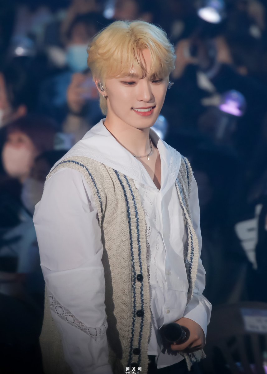230310 캐럿랜드 디노

막내왕자님 그 자체🤴🏻
#세븐틴 #SEVENTEEN #디노 #DINO #이찬