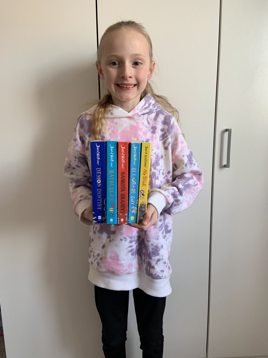 83Leond's tweet photo. Loving the @davidwalliams collection. Read all 5 of these books this week and got top scores on her @AccReader tests for each of them. 
@Year4sunnybank @sunnybankschool @sunnybankAHT 
#proud #lovereading #bookworm 📚 https://t.co/YVFiOq4A3x