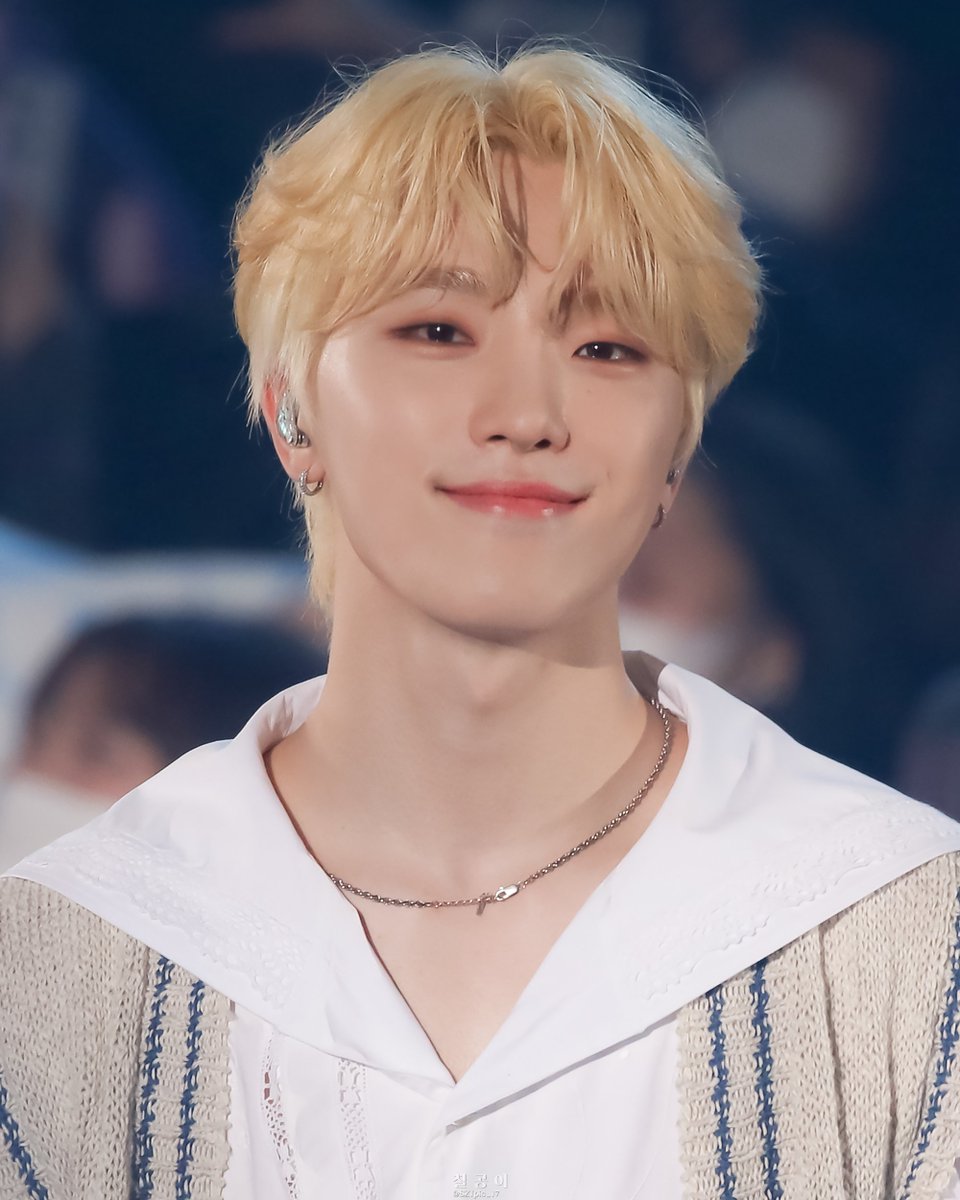 230310 캐럿랜드 디노

귀엽던가 설레던가 하나만 해주라.... 
#세븐틴 #SEVENTEEN #디노 #DINO #이찬