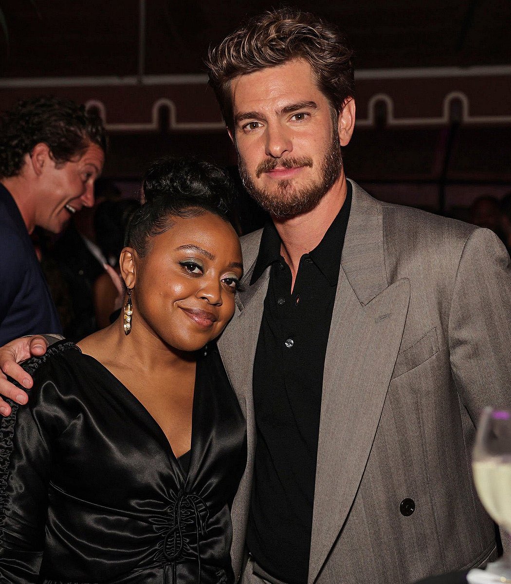Andrew Garfield with Halle Bailey and Quinta Brunson at the pre-Oscar party (NEW)