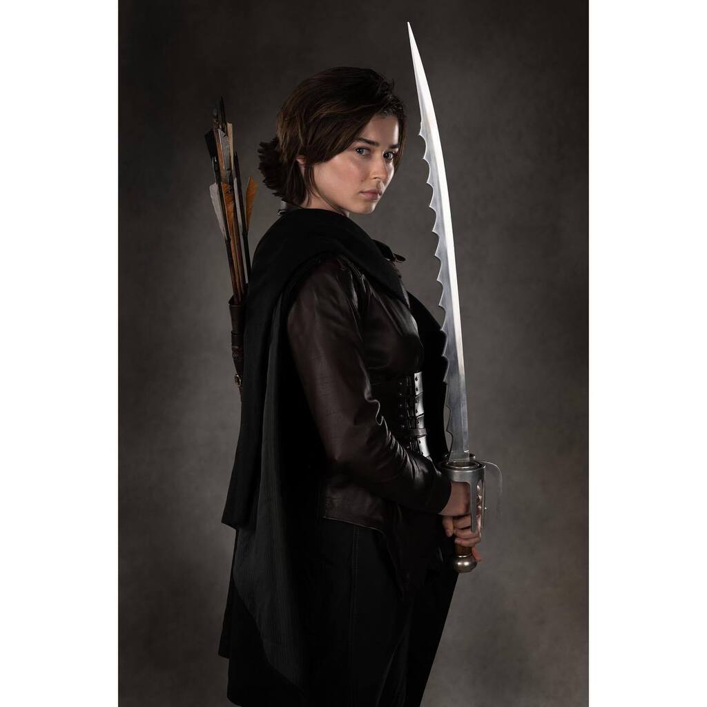 Ruby Cruz (@officialrubycruz) as Kit in Willow.

Had a great time working with @lucasfilm on @willowofficial for @disneyplus for a big chunk 2021. I was the Franchise Studio Photographer for the show, shooting all the cast, props and sets. Check out unit… instagr.am/p/CppUYUzqGvD/