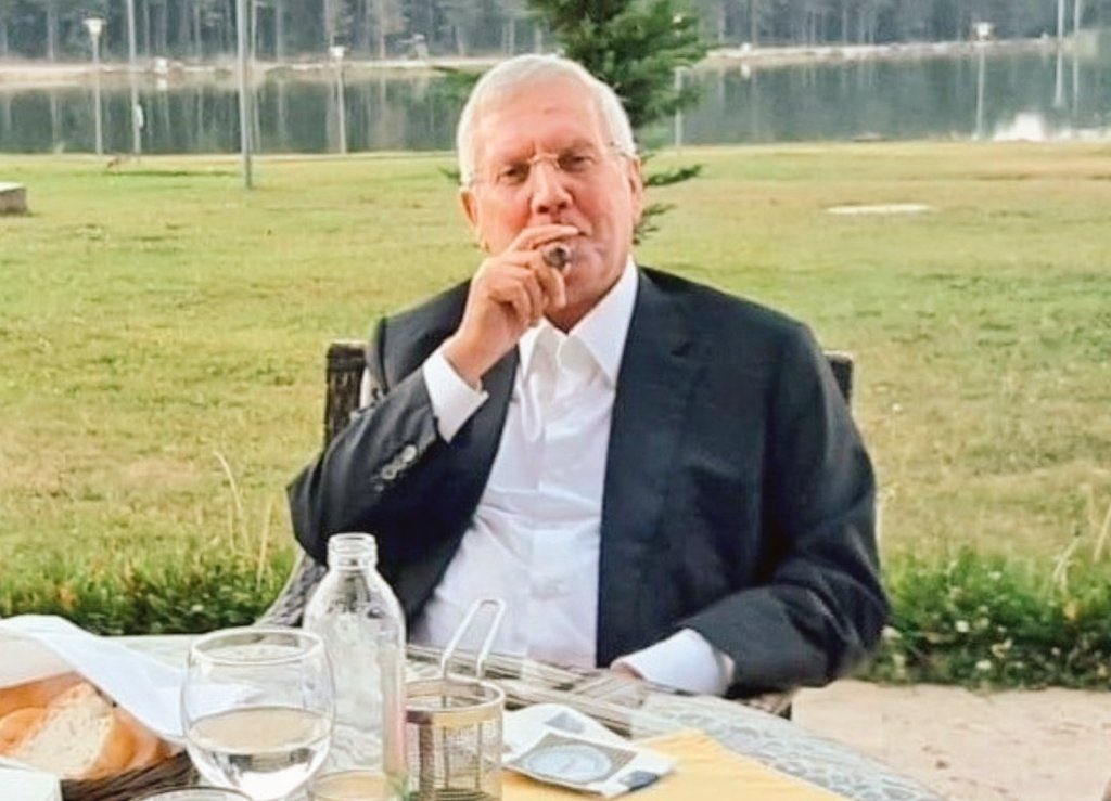 Para Avcısı tweet media