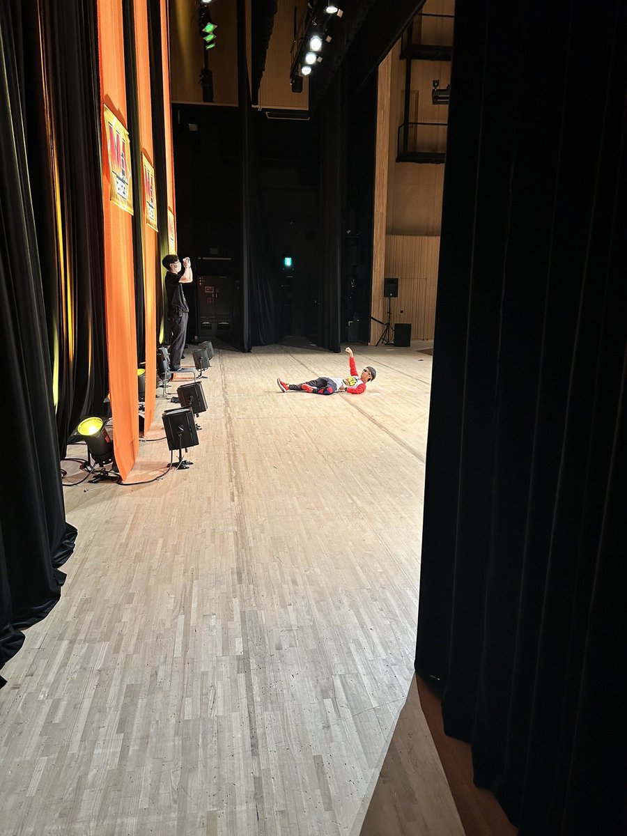 mikiasei's tweet photo. 袖からはこんな感じで見えてました。 https://t.co/VX0I4axPp3