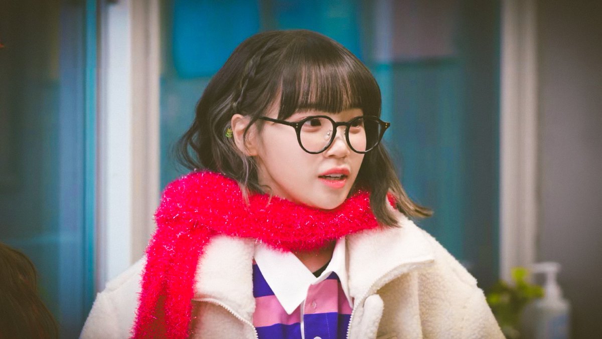 sunflowon's tweet photo. #르세라핌 #김채원 
#LE_SSERAFIM #KIMCHAEWON https://t.co/pDhjkfoiEJ