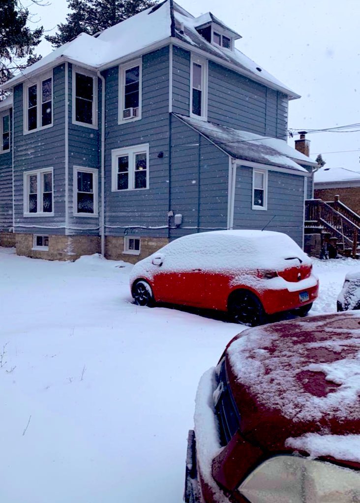 Supergirlbunny thechamp on twitter papi s house turns white snowing