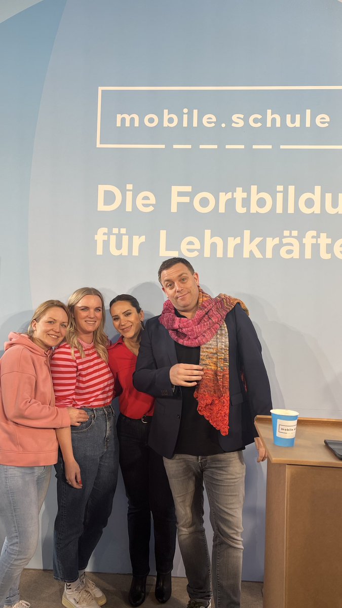 Mona Aykul tweet media