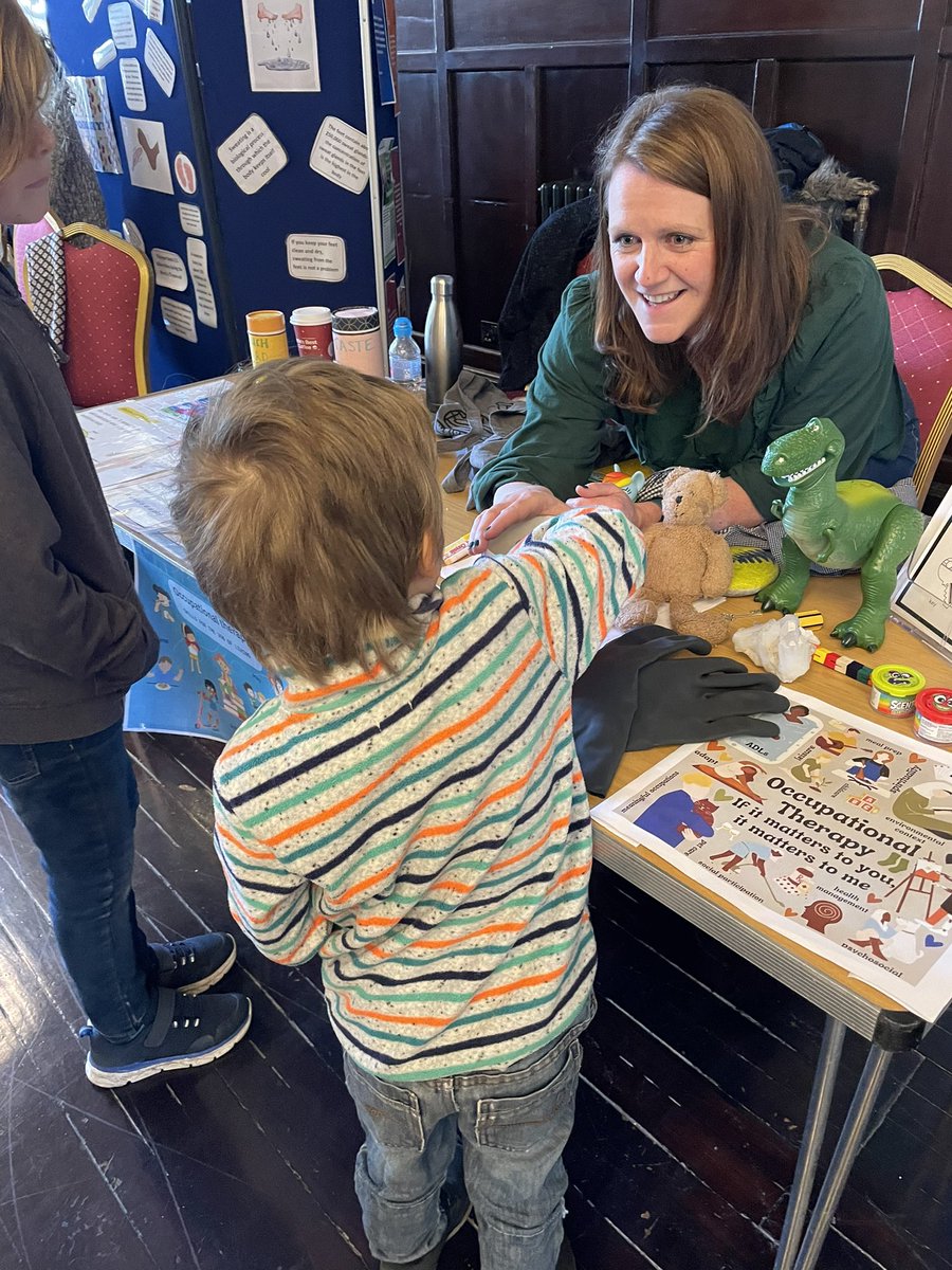 RaiseScotland's tweet photo. Not even 2 hours in and over 300 children and over 250 adults have visited the stalls @CNES_STEM STEM Fair! Absolutely amazing to see the engaged learners and parent/carers. #STEMspirational #RAiSEScot #futureSTEMcareers https://t.co/l4hOPHromv