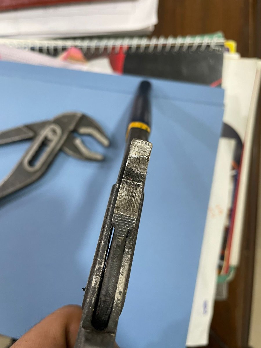 abhinav_ark's tweet photo. So we baught these tools around 15 days ago and just look at the tempering of the tools. The distributor (Jindal Brother)in Ludhiana is not giving a proper service for the same. @jagograhakjago @BandBajaateRaho @AgricoTata @TataCompanies https://t.co/eovtSOASNB