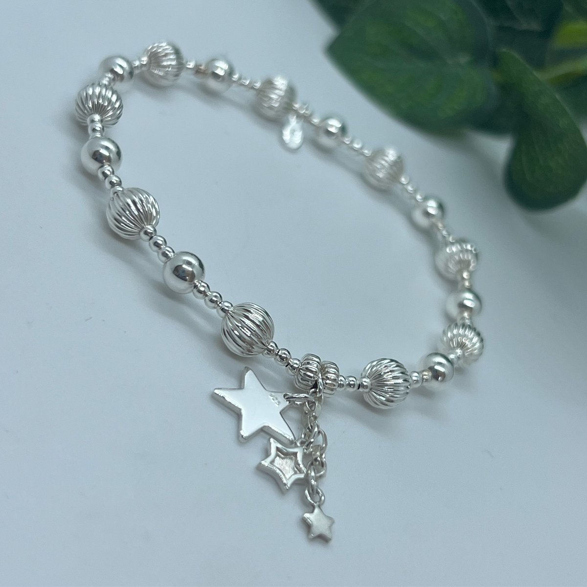 Juwellery1's tweet photo. Saturday Self Treats ✨ 

Stilla Bracelet 💫 £60
____________________________
#sterlingsilver #stardrop #handmade #corrugated #pretty #layer #stack #exclusive #instagifts #mothersday https://t.co/0wLIMLIgg9