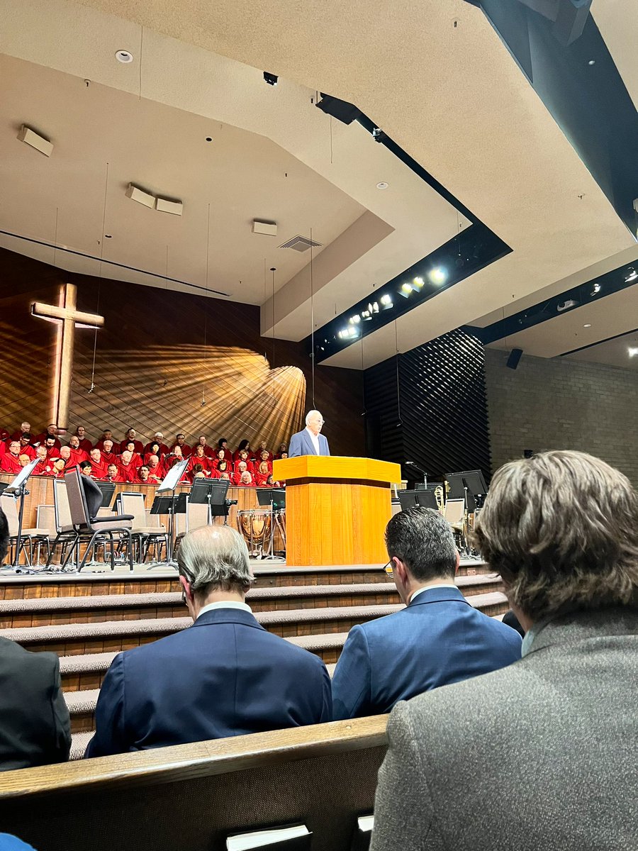 5000 men have been waiting at <a href="/shepconf/">Shepherds Conference</a> to hear what’s on Pastor John’s mind.

So for 80 minutes he explains the book of Zechariah &amp; gives out a new commentary.

He’s not done mining the Word to bring fresh, timeless truth to God’s people. And that’s how you shepherd the remnant.
