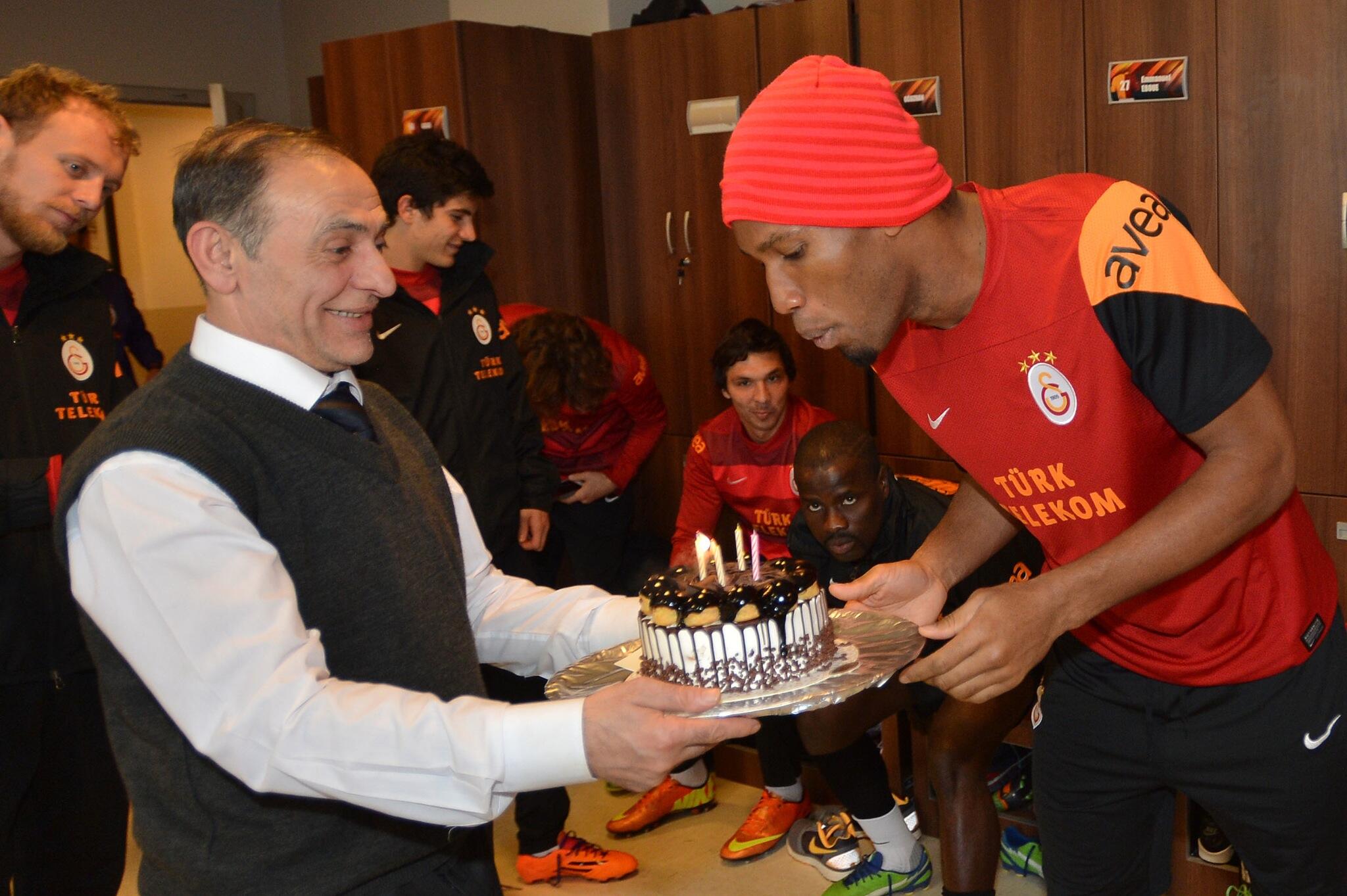 Mutlu Y llar Didier Drogba! / Happy Birthday 