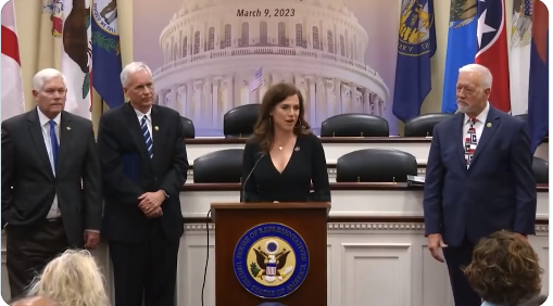 Bahariran7's tweet photo. US 
@RepMcClintock: "I'm very pleased to announce that #HRes100, which expresses Congress' support for the right of the #Iranian people to a democratic, secular and non-nuclear Republic of #Iran is now co-sponsored by an absolute majority of 222 members #Republican &amp; #Democrats. https://t.co/Sm3AyfrYho