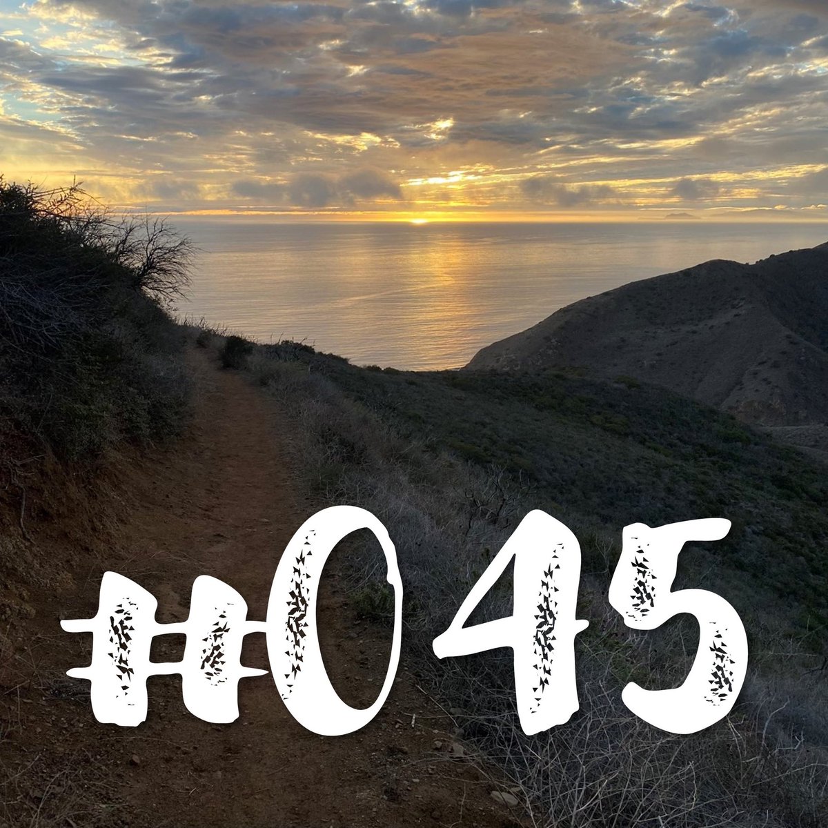 offtrailtalk's tweet photo. エピソード45ドロップしました！

密かに3周年を迎えました
Sean O'Brien 100K
有名アスリート目撃
Ventura Marathon
Beer100Kanagawa アップデート
浅草橋ヤング洋品店
BiSHとHump Backのライブ
Tsuneさんありがとう

https://t.co/W29Aldsros

#OffTrailTalk 
 by 
@jilow0318 
 &amp; 
@TrailShinya https://t.co/0KzRD9ESTY