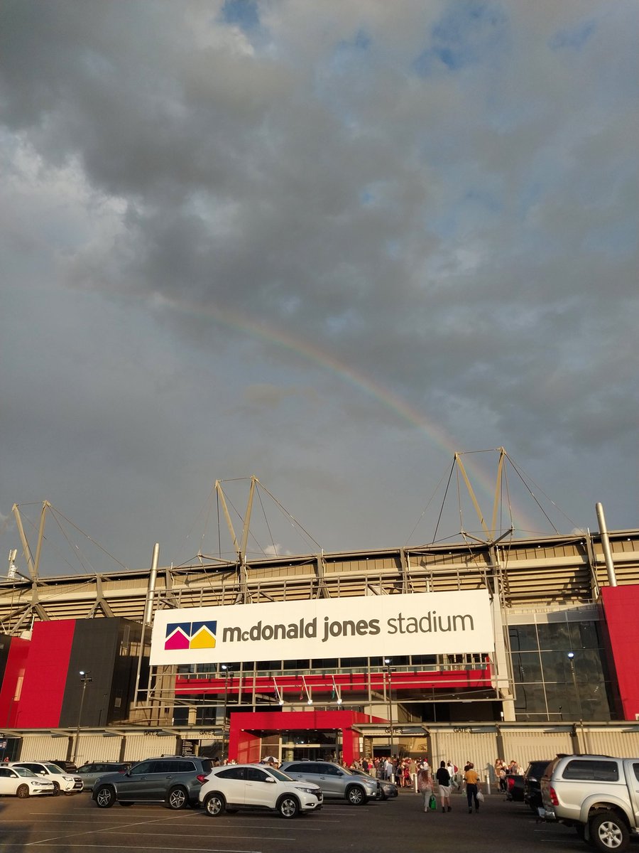 How many goals is a pot of gold equivalent too? @NewcastleJetsFC to put 5 past @AdelaideUnited tonight #BondedByGold