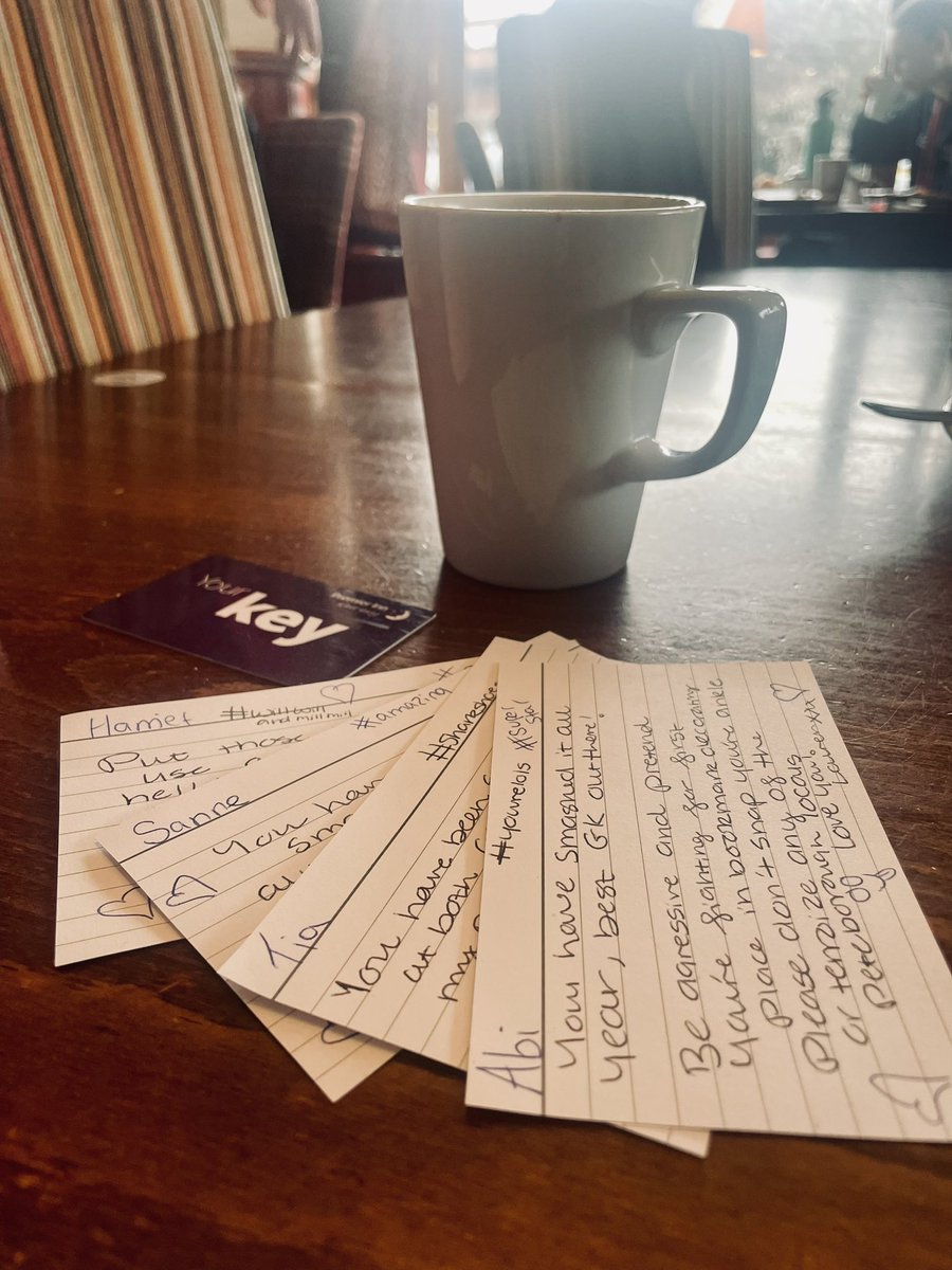 The Cutest Captain’s Cards at Breakfast 🦅❤️ <a href="/Hurst_Netball/">Hurst_Netball</a>