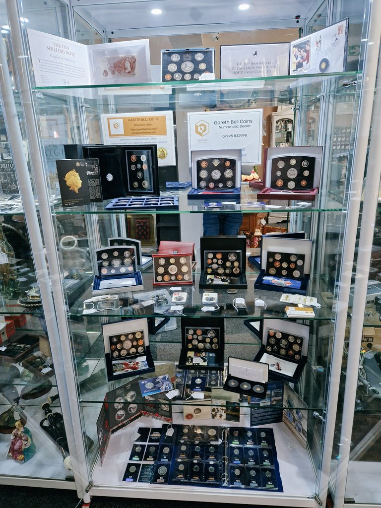 Garethbellcoins's tweet photo. Happy Saturday folks the sun is up and the snow has melted! Just to let you know lots of proof sets down at the antiques centre - the cabinet has been topped back up #garethbellcoins https://t.co/0SFvAUr7UT