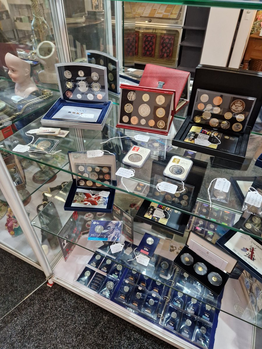 Garethbellcoins's tweet photo. Happy Saturday folks the sun is up and the snow has melted! Just to let you know lots of proof sets down at the antiques centre - the cabinet has been topped back up #garethbellcoins https://t.co/0SFvAUr7UT