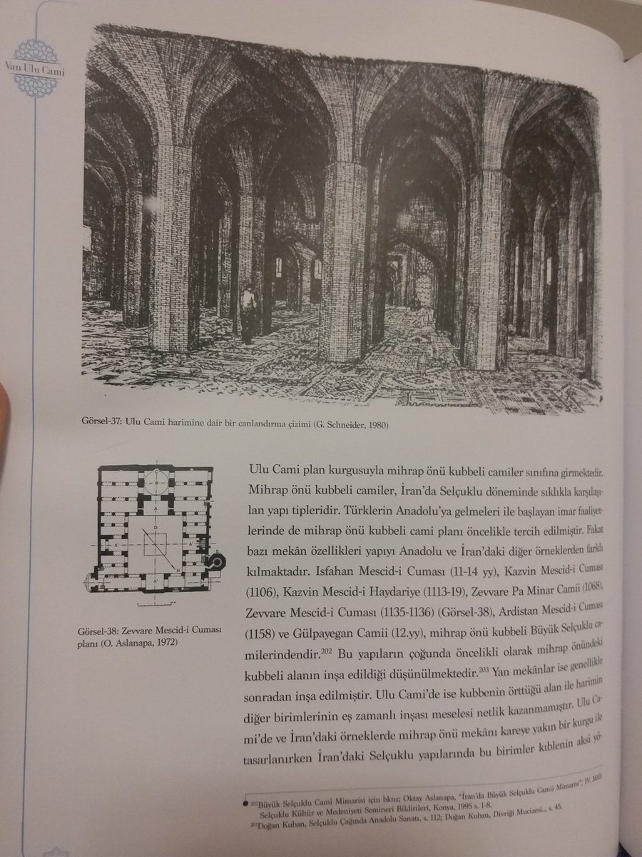 eroluslum's tweet photo. Kadim bir kültürün saklı kaldığı şehirden bir örnek;

"Van Ulu Camii"

* Bir mimari mühendislik harikası
* Kendi döneminin bir şaheseri
* İslami döneme ait örnek bir yapı

Başta Van Valimiz Sayın Dr. Ozan Balcı'ya ve kitabın yazımı ve basımında emeği geçen herkese teşekkür ederim https://t.co/bOkd1ERB0Z