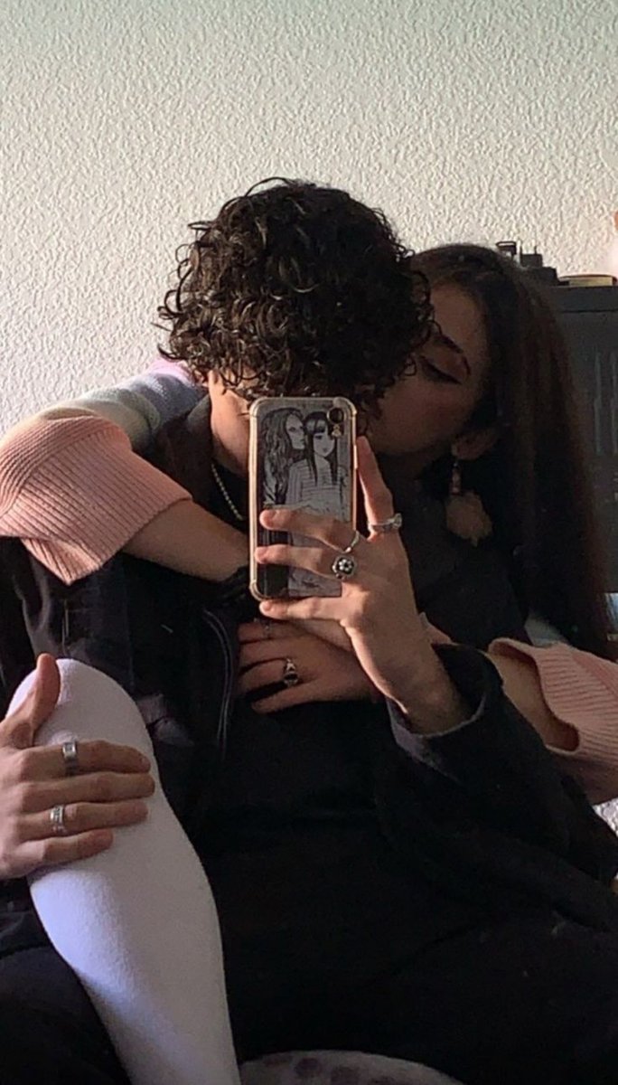 IT'S MY GIRL'S BIRTHDAY!! i am wishing you the best birthday you could ever have. you've brought so much light into my life and i don't know how i could ever thank you for it except give you my whole world. you're my everything rai rai. i love you so much and happy birthday 🫶🫶