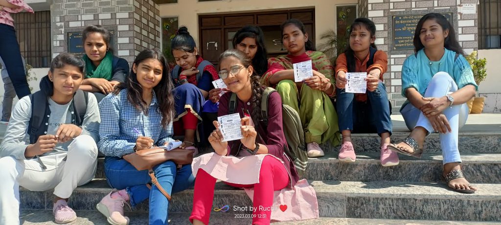 jhunjhunu_sfi's tweet photo. उदयपुरवाटी व गुढ़ा में SFI द्वारा मेम्बर शिप अभियान चलाया गया।
#इंक़लाब_ज़िन्दाबाद
#SFI_जिन्दाबाद
#sfi_गुढ़ा
#sfi_उदयपुरवाटी
#sfi_झुंझुनूं
#JoinSFI
#Be_a_complete_student https://t.co/IqPFxtC1vT