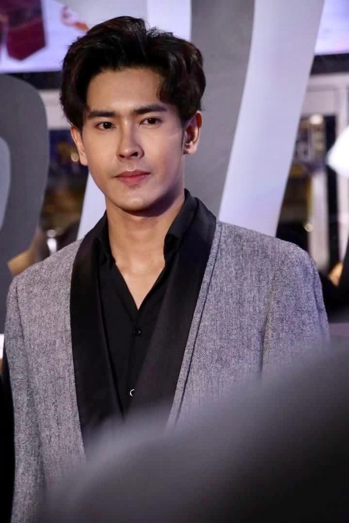 ArtSirirach_Fc's tweet photo. น้องอาร์ทงาน OSCAR Party Cr. kikchanan5821 #artlantisx #timetheseries #อาร์ทสิริราช #gybentertainment #mflowentertainment #idolexchange #mbkcenter https://t.co/6AHJp9TX7n