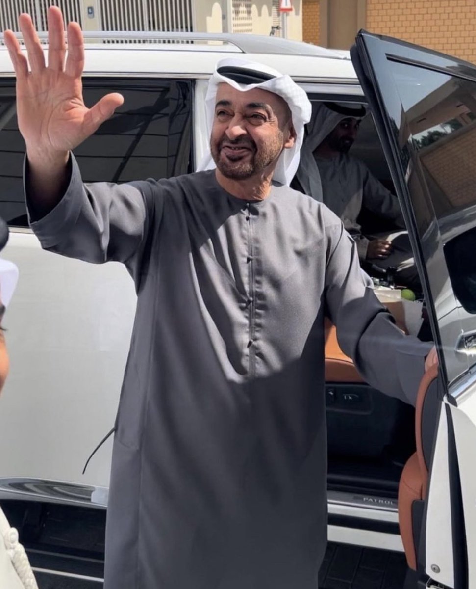 عمر الإمارات ومجدها أنت 
كل عام وأنت بألف خير ❤️