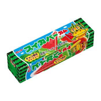 スイカバー大好きな良い子のみんな!アイスじゃないけどこれ完璧に口の中がアイスバーになります。チョコ粒の食感まで再現なんてちょっとどうかしてる。 