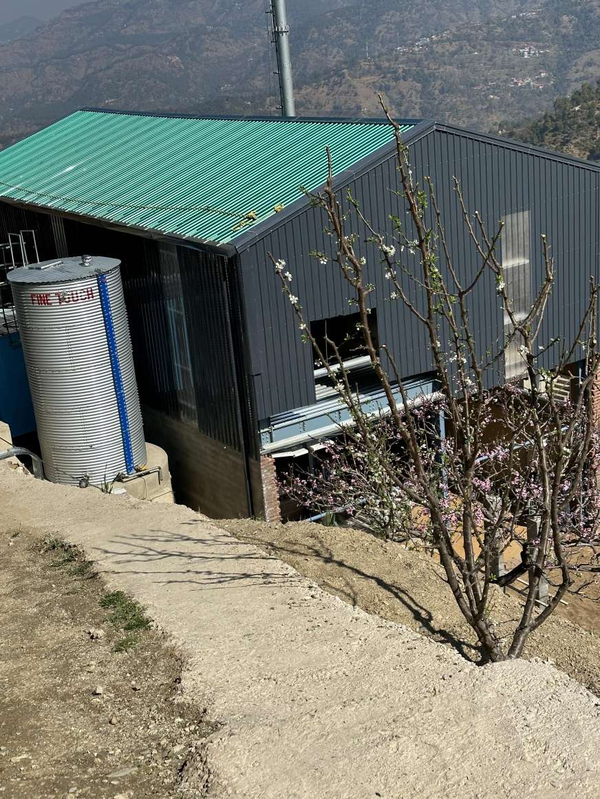 Shimla_Hills's tweet photo. New beginnings are in bloom! ๐ธ
As the flowers blossom, we're hard at work on our exciting new processing plant project. ๐ง
Stay tuned for more updates.
#spring #growth #newproject #processingplant #tomatoprocessing #shimlared #rediscoming #shimlahillsofferings #shimlahills https://t.co/K8ff7gVHNd