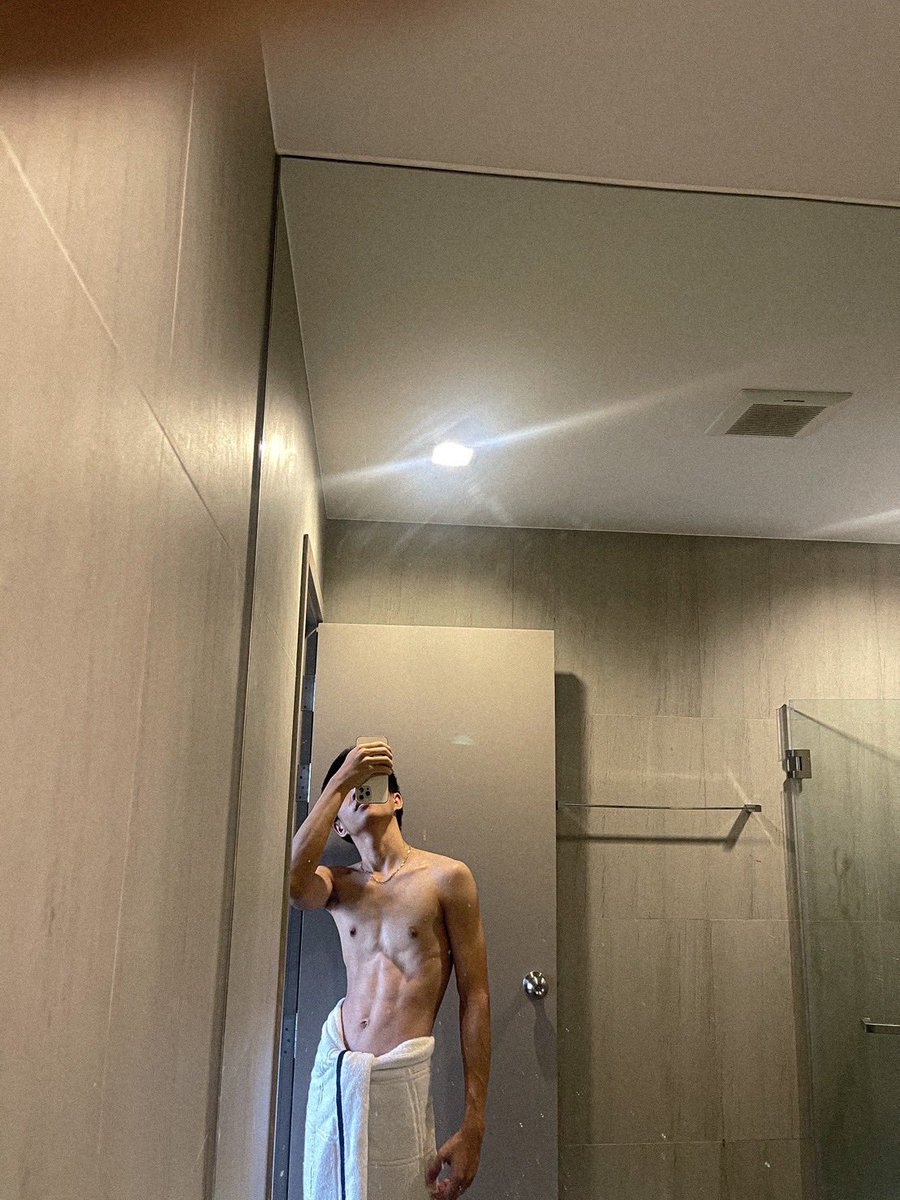 มาเล่นเราไหม ไม่ต้องเล่นหรอกแมว 😻