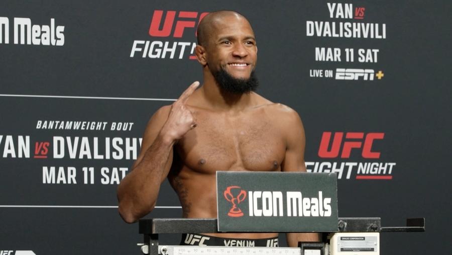 UFC Fans tweet media