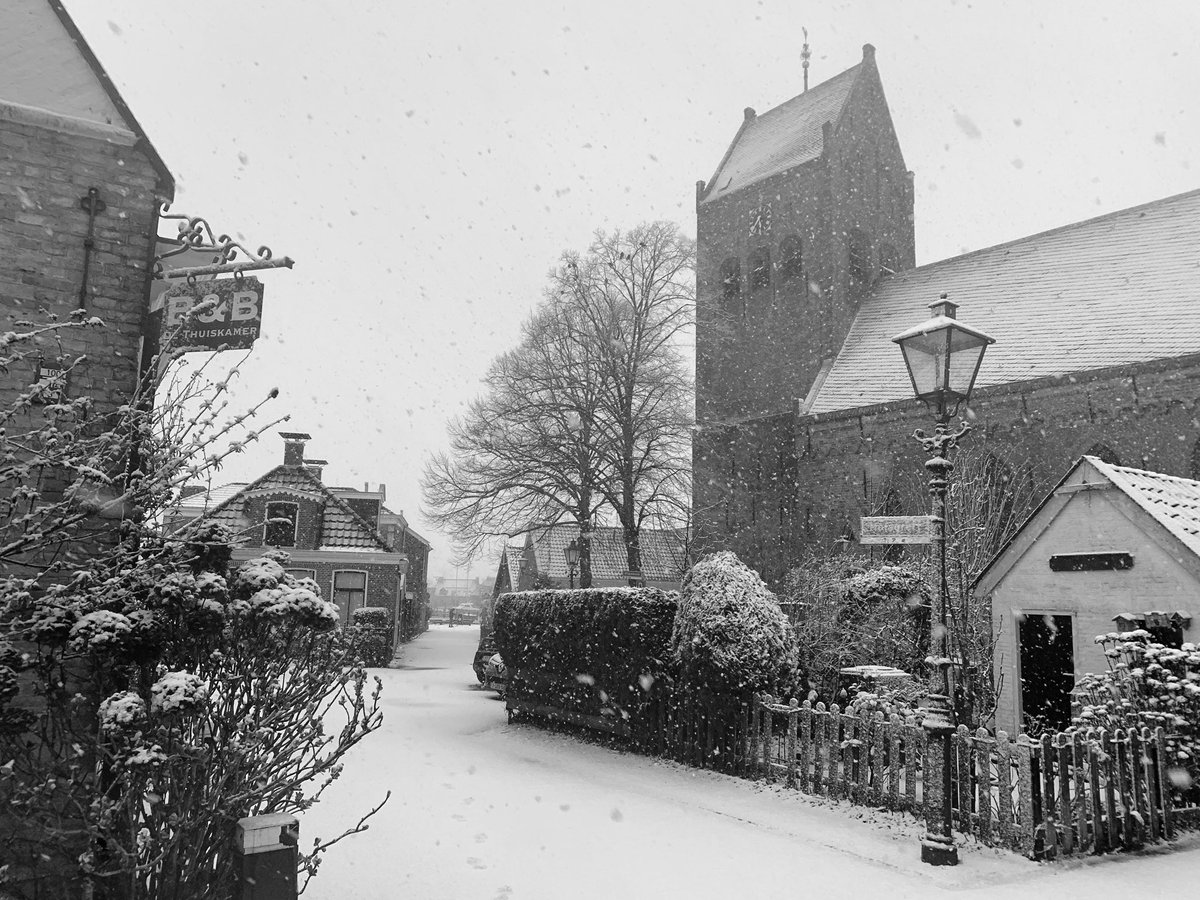 Sneeuw #dethuiskamer #zonniggrou #winter