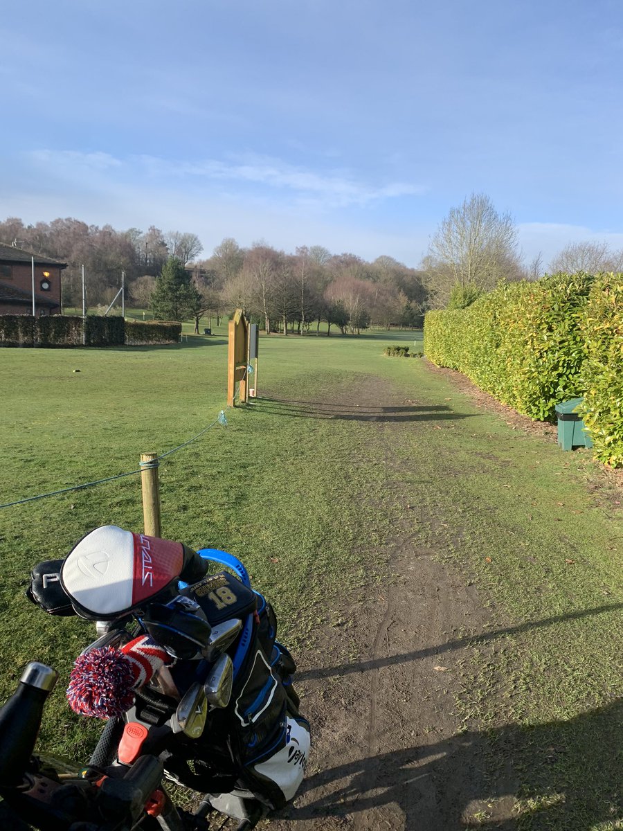 rjones1992's tweet photo. @pryorshayesgolf members away day at @HartfordGolfC @99EITHAN https://t.co/lCguONqVan
