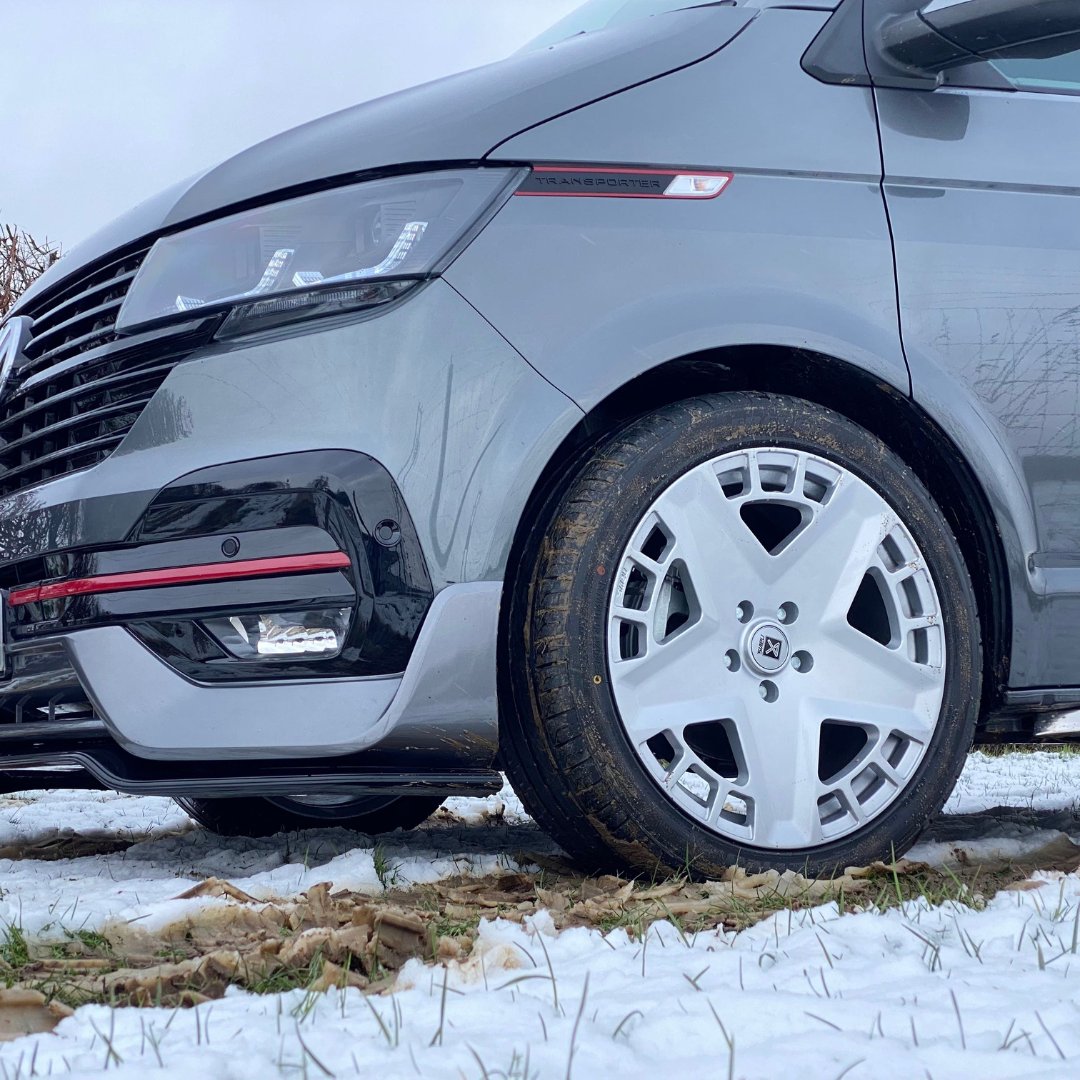 PWaveCampers's tweet photo. Raising the brr...

🥶😎

#snow #platinumwave #vwvan #vw #kombivan #crewvan #vwconversion #van #snowvan #automotive https://t.co/kwyWK2CEcO