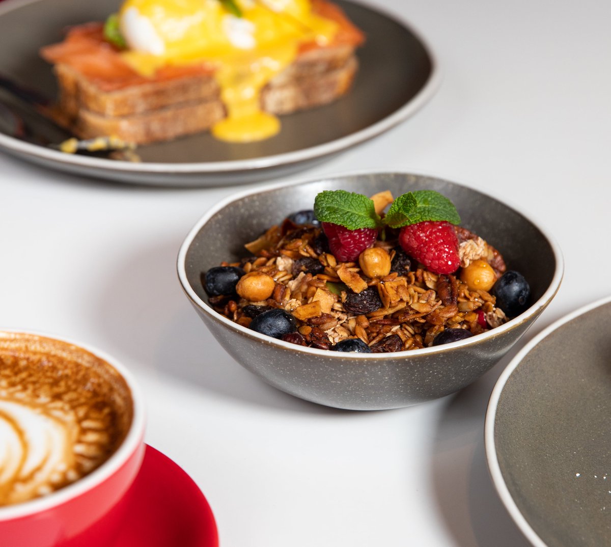 Our Quarter Granola is the perfect way to kickstart your day with a protein-packed crunch 💪 #londonbrunch #london #londonfood