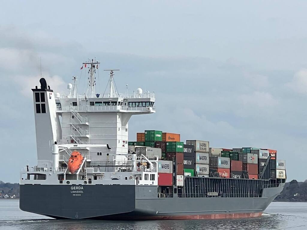 ShipspottingMag's tweet image. Gerda #Containerschiff #shipspottingmag