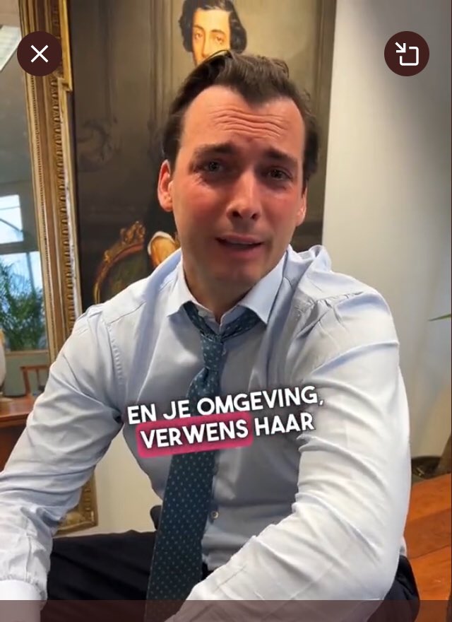 Hartelijk gelachen om deze onzin. En om deze fout (?) in de ondertiteling 😂