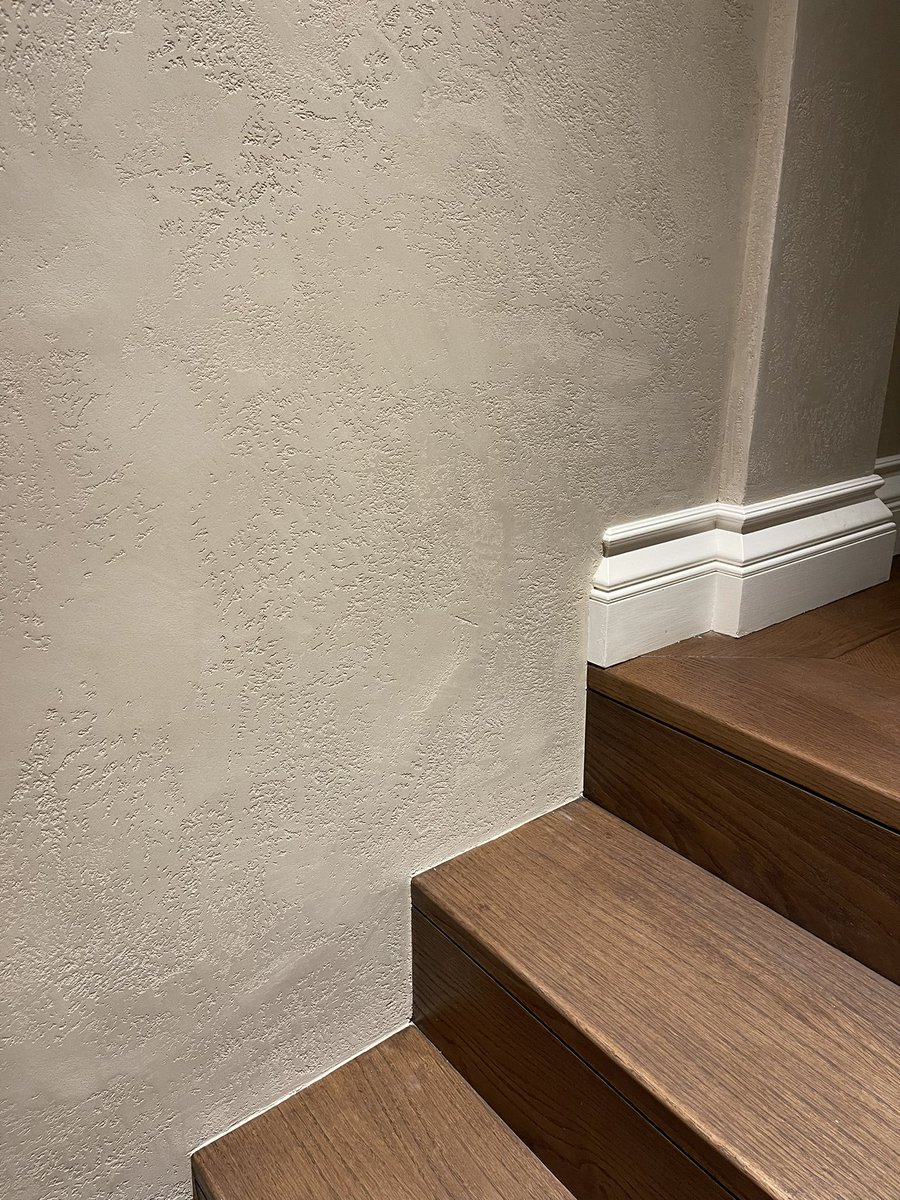 RodanPolishedPl's tweet photo. Textured Marmorino recently completed in Belgravia, London https://t.co/tiGfW3cJq8 #polishedplaster #venetianplaster #interiordesign #london #walldecor #architecture https://t.co/L8GUMZkdsi