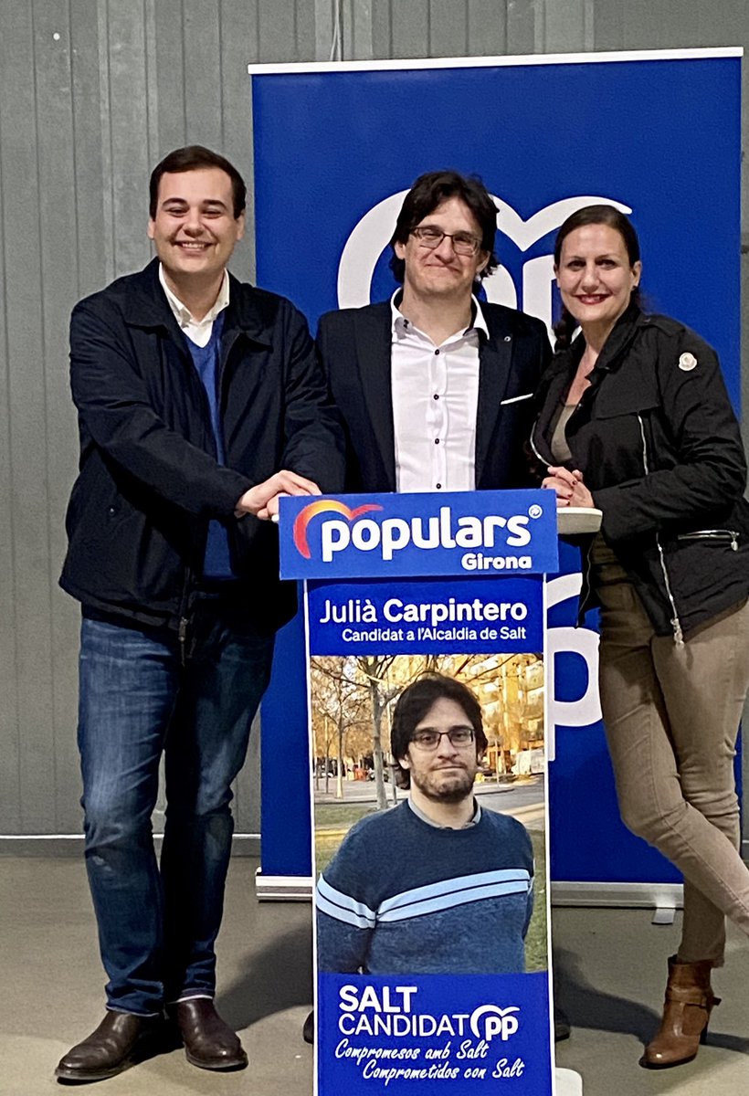 PPC_Figueres's tweet photo. Ahir, a la presentació del nostre company, Julià Carpintero, que va deixar molt clar quines són les necessitats reals de Salt. 

No necessitem polítics, necessitem gent com en Juliá, un treballador incansable que estima de debò el seu municipi. 

Endavant, @julipintor3!!! 💪 https://t.co/0q5ejI6z42