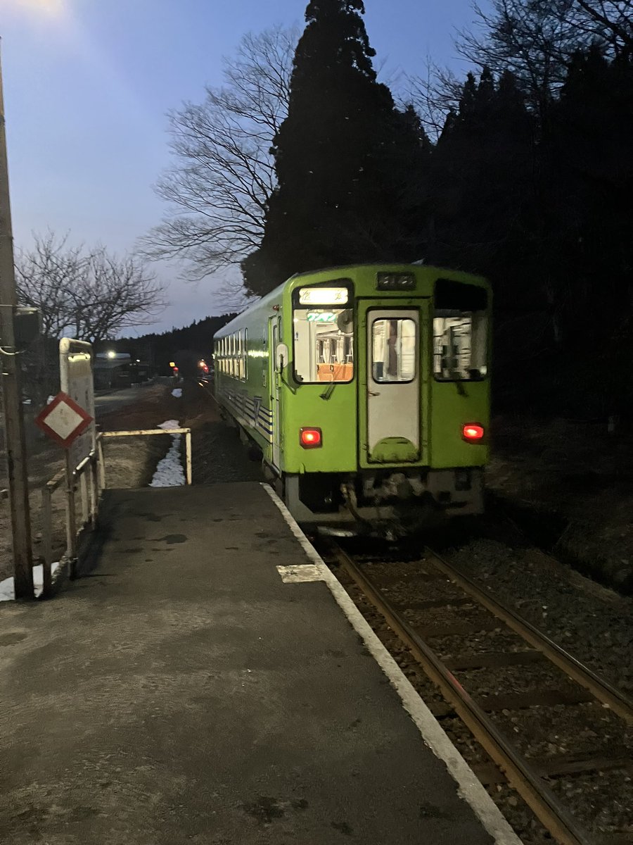 つばめ on Twitter