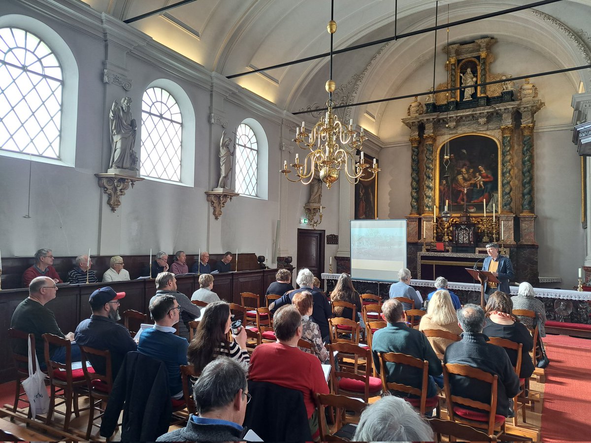 Te gast bij de Oud-Katholieke kerk aan de Hoge Gouwe voor de Goudologie les van <a href="/PaulHAMabels/">Paul H.A.M. Abels</a> over Geloven in Gouda. Zoals altijd, prachtig en inspirerend!