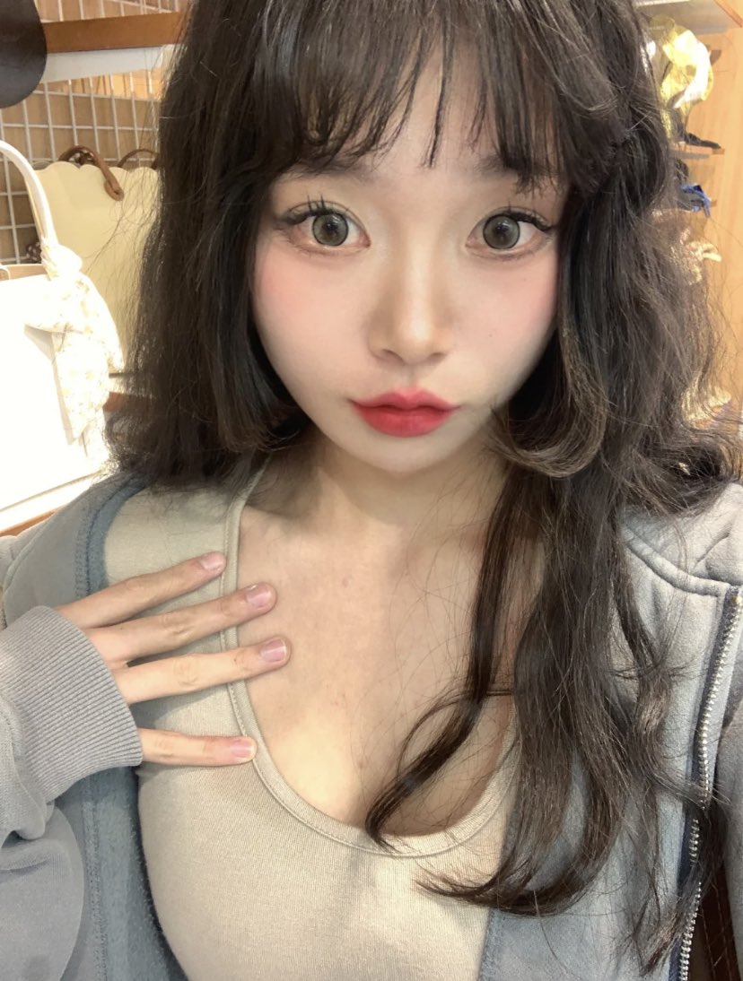 jumaita10's tweet photo. 好久不见哦，嘿嘿  #广东  #广州 #东莞 #同城 #交友 https://t.co/tIpCGvL1KM