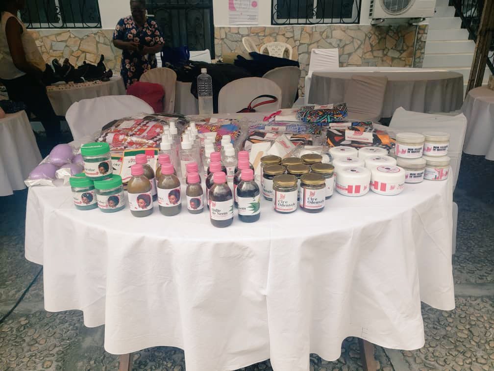 ActuEvent2Fifi's tweet photo. #Foire📌

Foire des @MumsTalking 

🔅A exposer : 
Vêtements, accessoires, jouets pour enfants et sans risque, nourriture…

🗓 10 au 12 Mars 
☎️ 694.61.78.04 

Faites y un tour entre amis et en famille, vous allez aimer. 🥰👌🏾

#ExpositionVente #Shopping #ActuEvent2Fifi https://t.co/bJ4rD9VAoU
