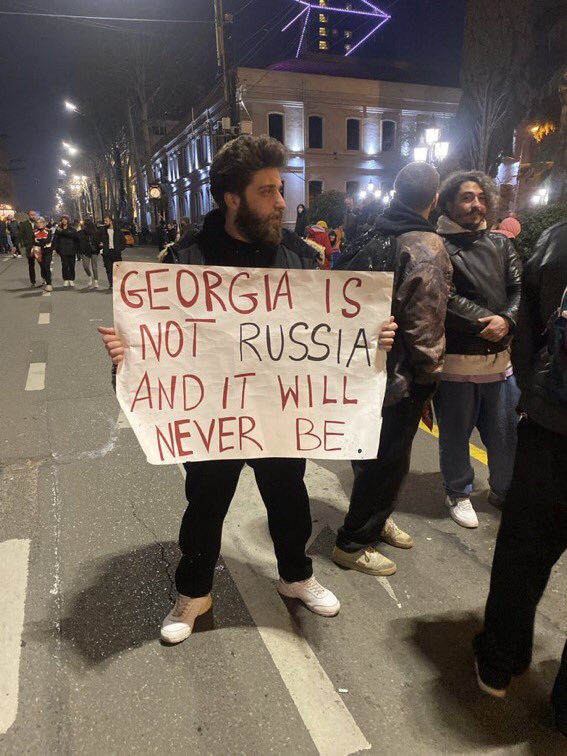 Visegrád 24 tweet media