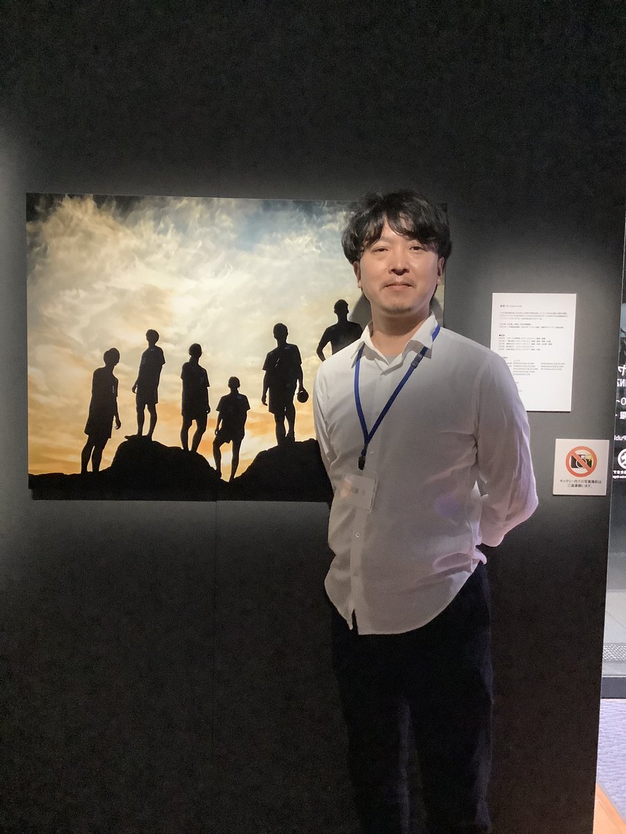 mik__pic's tweet photo. 高須力さんの写真展「刹那の後先」行って来ました。躍動感、流れる色彩、直前の出来事、次の瞬間を感じさせる静の「刹那」を感じさせる素晴らしい写真たちでした。 https://t.co/dIgcmbJb9U