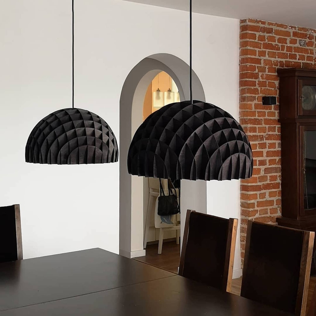 MesmerizeD_it's tweet image. Soft lighting with an architectural spin.

Unlike the traditional dome lamp, Arc Pendant directs the light both up and down, supplying a golden glow throughout the space and ceiling.

Visit: mesmerized.it/products/arc-p…

#arcpendantlamp #pendantlamp #lamp #handmade #lightingdecor