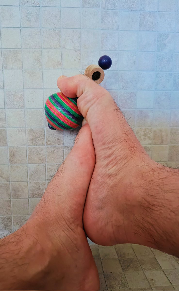 SiculoPiede's tweet photo. Chi gioca con me?🦶👅💦
#feet #piedi #pied #feetfinder #feetpicsforsales #feetsex #footjob #feetseller #piedisexy #sesso #perte #foryou https://t.co/rB2zO4Gn1F